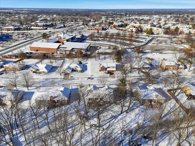 3808 BARRINGTON DR, Columbia, MO 65203