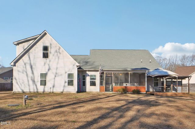 118 Willard Wood Run, Benson, NC 27504