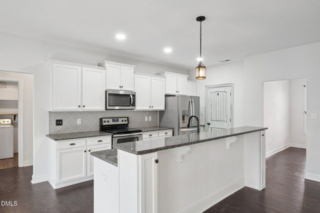 118 Willard Wood Run, Benson, NC 27504