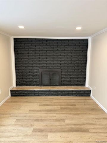 20945 Millard Street, Taylor, MI 48180