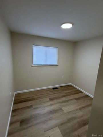 20945 Millard Street, Taylor, MI 48180