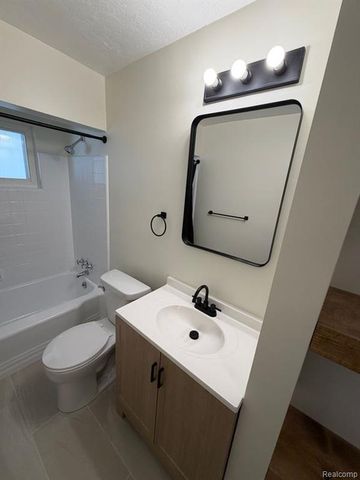 20945 Millard Street, Taylor, MI 48180