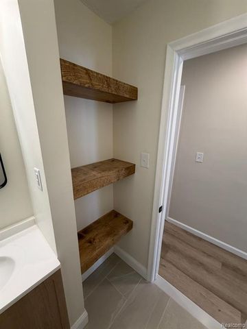 20945 Millard Street, Taylor, MI 48180