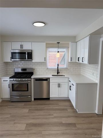 20945 Millard Street, Taylor, MI 48180