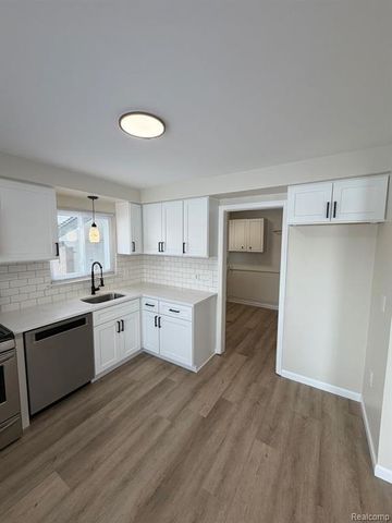 20945 Millard Street, Taylor, MI 48180