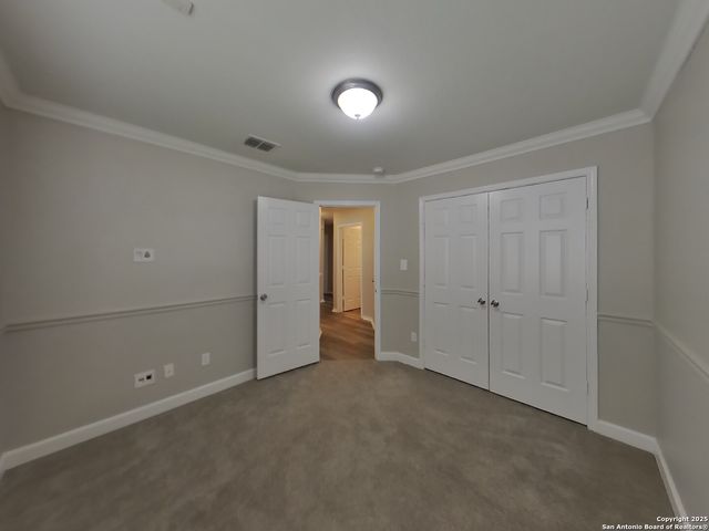 9039 Thomas York, San Antonio, TX 78251