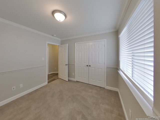 9039 Thomas York, San Antonio, TX 78251