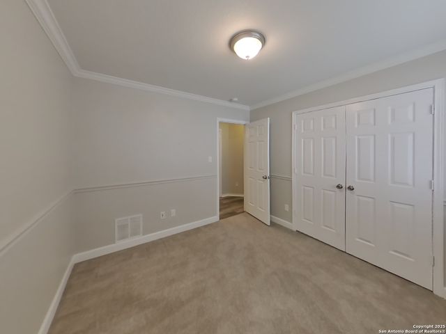 9039 Thomas York, San Antonio, TX 78251