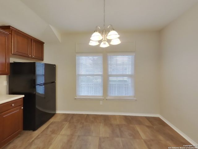 9039 Thomas York, San Antonio, TX 78251