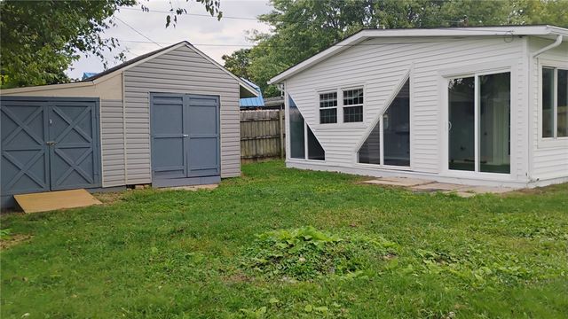 223 Prentice Drive, New Carlisle, OH 45344