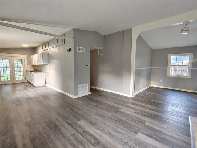 223 Prentice Drive, New Carlisle, OH 45344