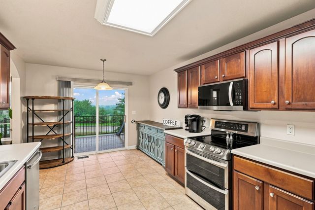 1400 CAROLINA DR, Columbia, MO 65202