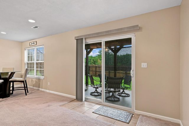 1400 CAROLINA DR, Columbia, MO 65202