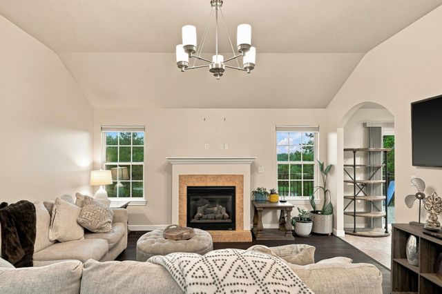 1400 CAROLINA DR, Columbia, MO 65202