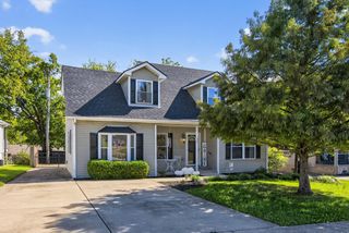 404 Applegrove Drive, Nicholasville, KY 40356