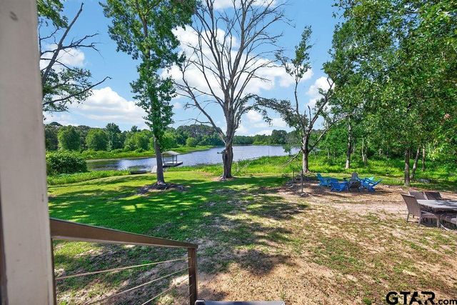 6880 PR 7703, Athens, TX 75752