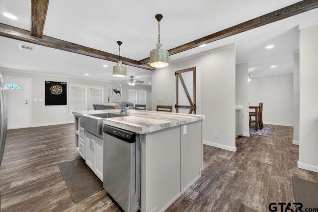 6880 PR 7703, Athens, TX 75752