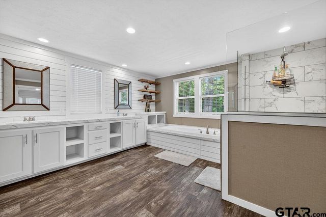 6880 PR 7703, Athens, TX 75752