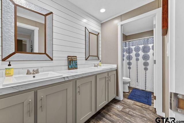 6880 PR 7703, Athens, TX 75752