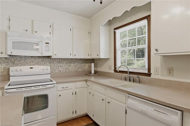 2200 Creekwood Drive, Greensboro, NC 27407