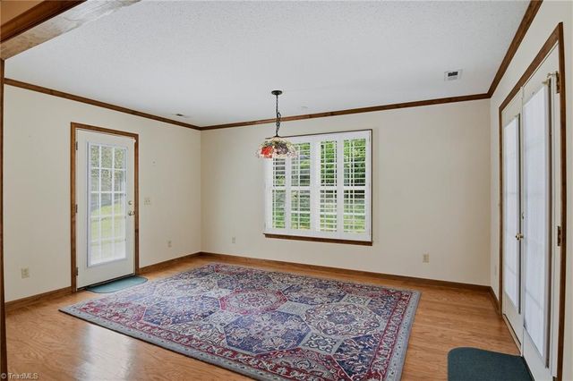 2200 Creekwood Drive, Greensboro, NC 27407