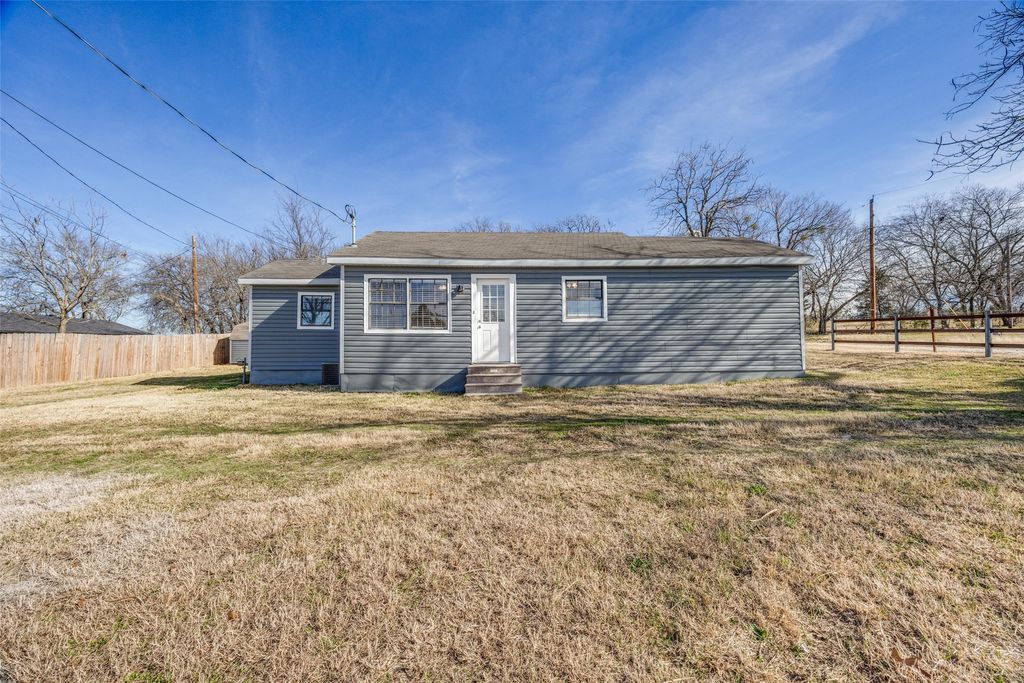 1382 US Highway 69, Denison, TX 75021