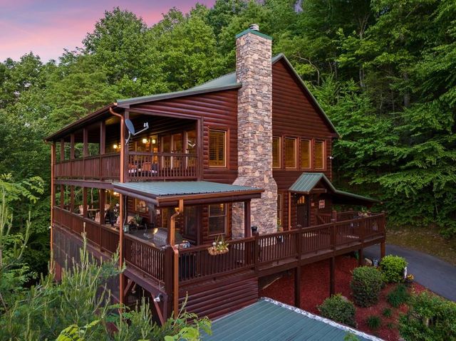 115 Mountain High Drive, Mineral Bluff, GA 30559