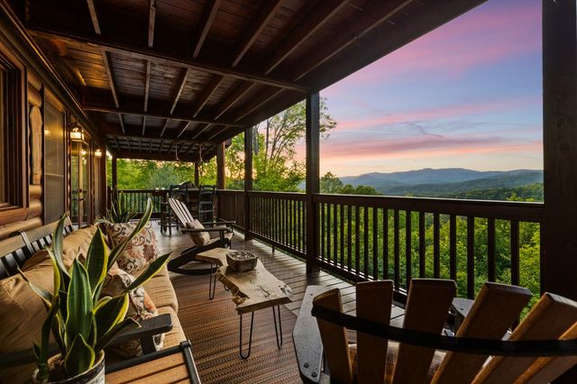 115 Mountain High Drive, Mineral Bluff, GA 30559