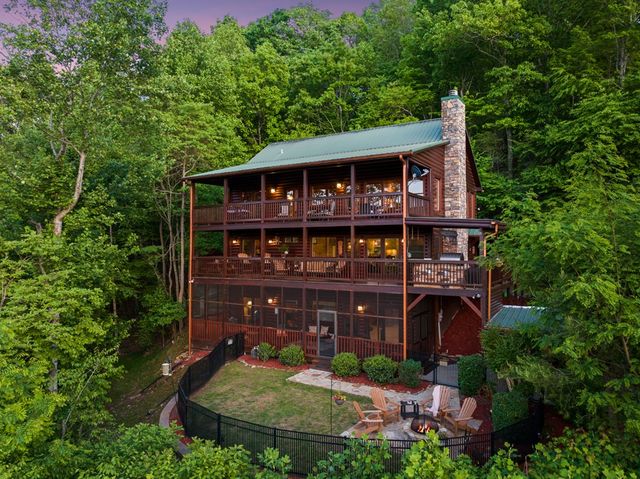 115 Mountain High Drive, Mineral Bluff, GA 30559