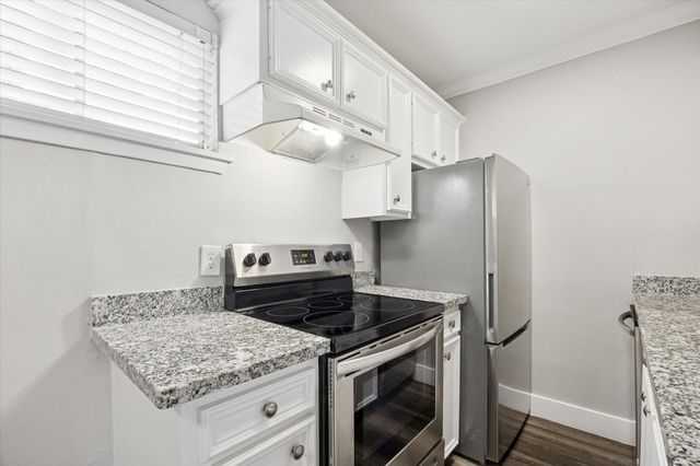 3618 Garrott Street 13, Houston, TX 77006