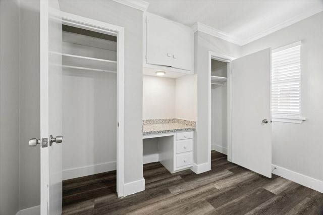 3618 Garrott Street 13, Houston, TX 77006