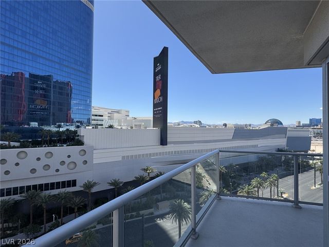2700 South Las Vegas Boulevard 908, Las Vegas, NV 89109