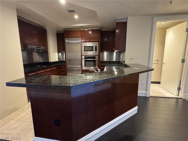 2700 South Las Vegas Boulevard 908, Las Vegas, NV 89109