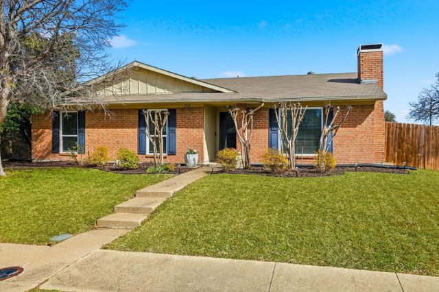 212 Heather Glen Drive, Coppell, TX 75019