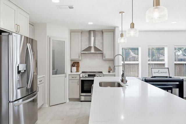 212 Heather Glen Drive, Coppell, TX 75019