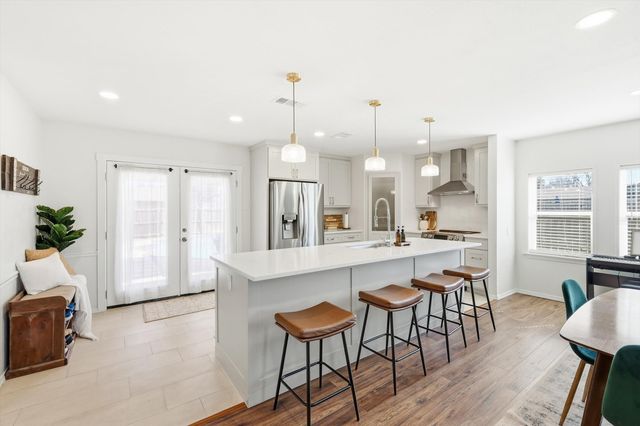 212 Heather Glen Drive, Coppell, TX 75019