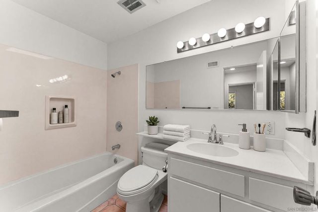 1728 Corsica, San Diego, CA 92111