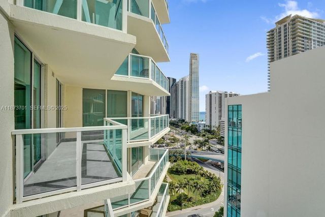 150 Sunny Isles Boulevard 11606, Sunny Isles Beach, FL 33160