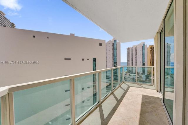 150 Sunny Isles Boulevard 11606, Sunny Isles Beach, FL 33160