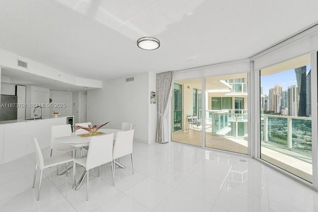 150 Sunny Isles Boulevard 11606, Sunny Isles Beach, FL 33160
