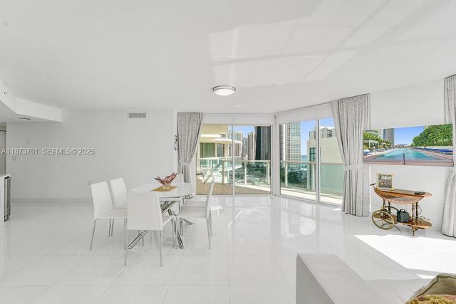 150 Sunny Isles Boulevard 11606, Sunny Isles Beach, FL 33160