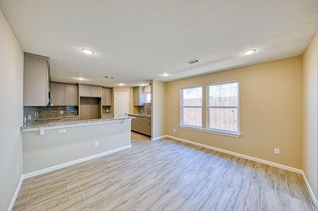 3526 Brook Shadow Drive, Brookshire, TX 77423