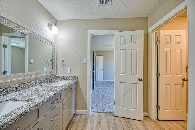 3526 Brook Shadow Drive, Brookshire, TX 77423