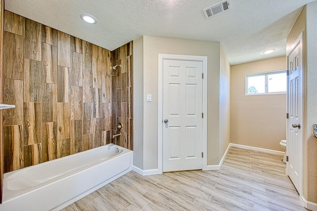 3526 Brook Shadow Drive, Brookshire, TX 77423