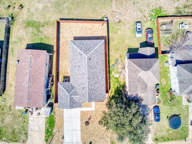3526 Brook Shadow Drive, Brookshire, TX 77423