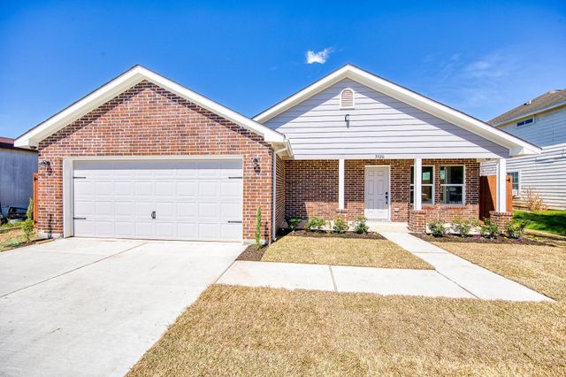 3526 Brook Shadow Drive, Brookshire, TX 77423