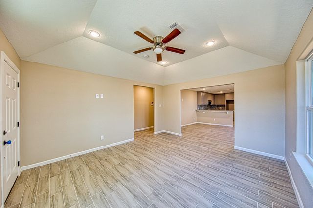 3526 Brook Shadow Drive, Brookshire, TX 77423