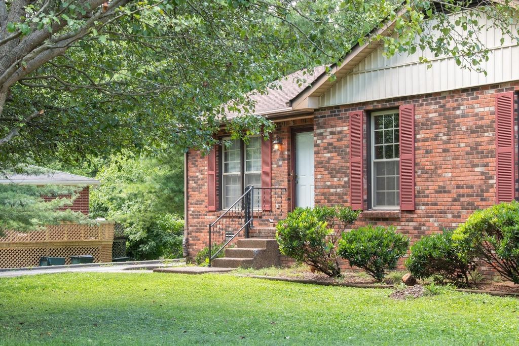 108 Glenn Avenue, Gallatin, TN 37066