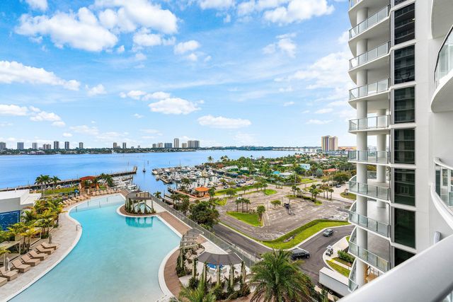 220 Lake Shore Drive 1006, Lake Park, FL 33403