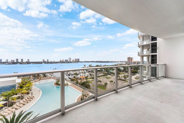 220 Lake Shore Drive 1006, Lake Park, FL 33403